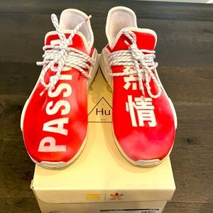 Pharrell Williams x Adidas Human Race Size 8.5 men
